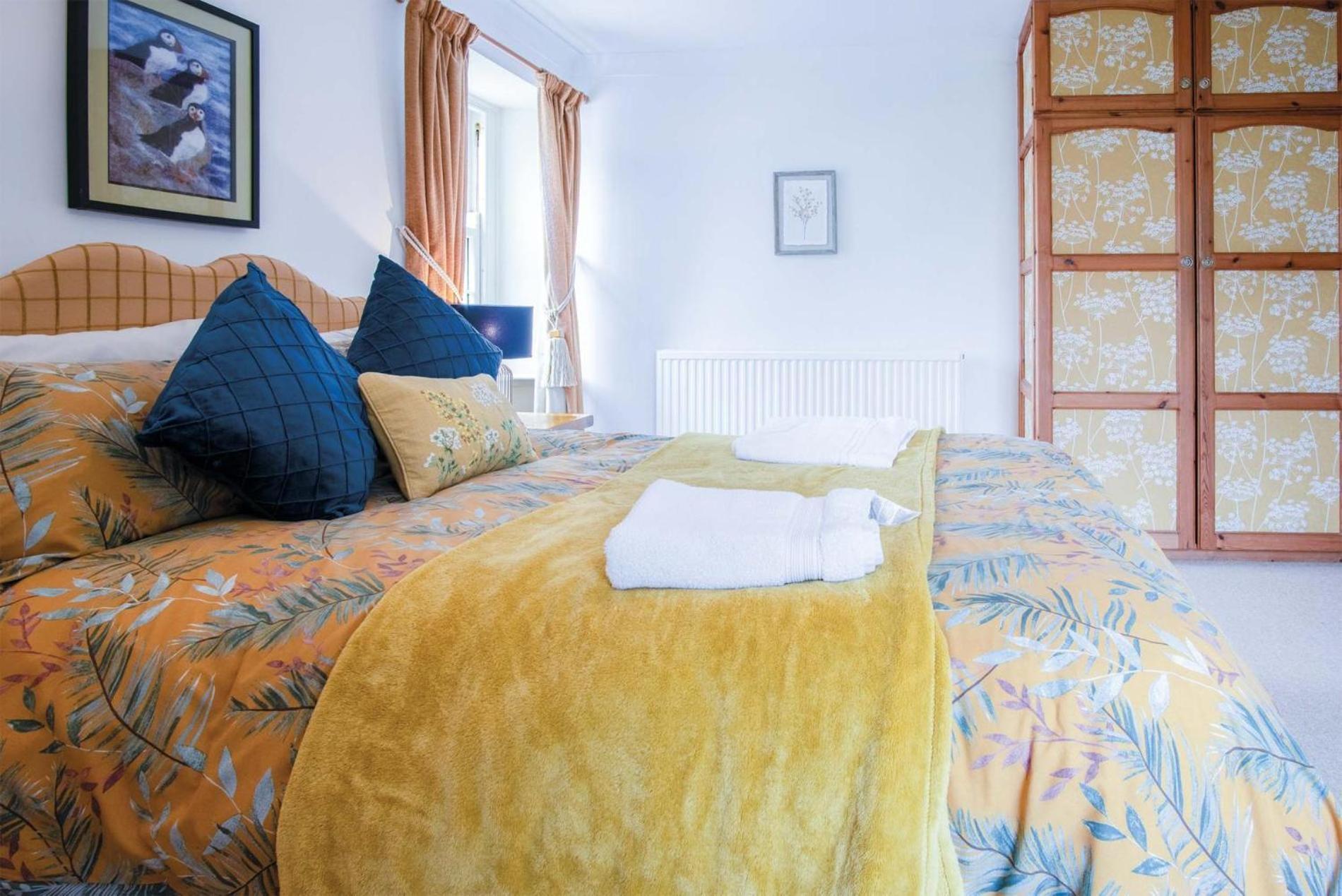 Hall House - 3 Bedroom Cottage - Saint Florence Kültér fotó