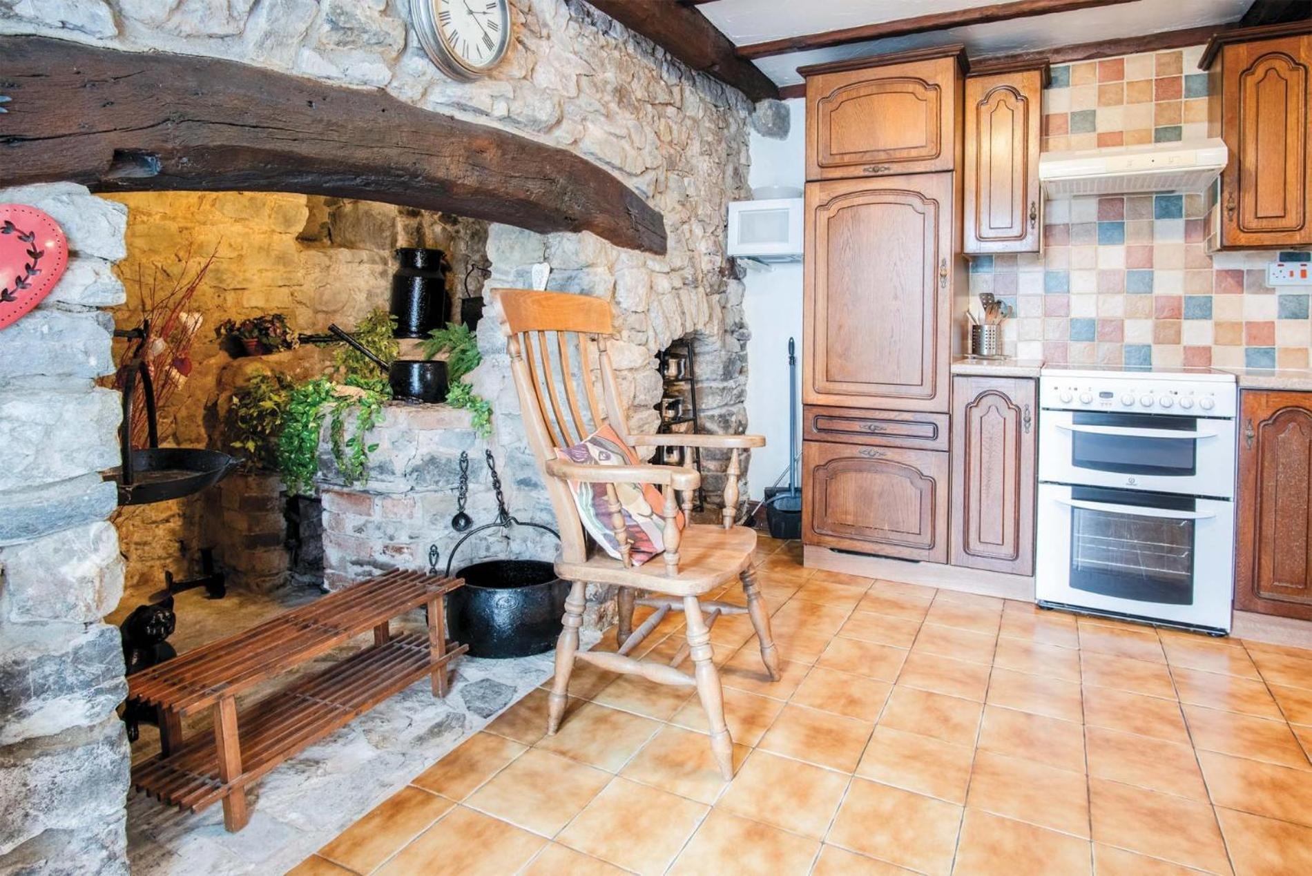 Hall House - 3 Bedroom Cottage - Saint Florence Kültér fotó